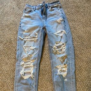 American eagle ripped mom jeans